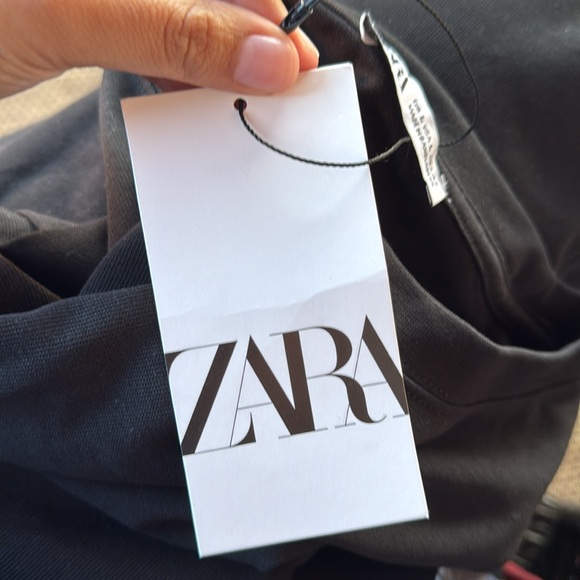 Zara Regular Fit Interlock T-shirt - Picture 5 of 5